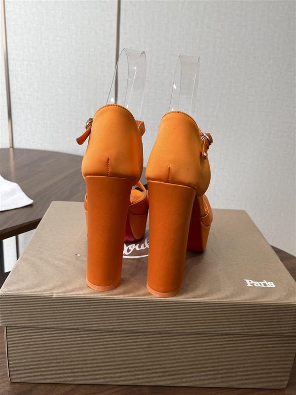 20251128101050190 340